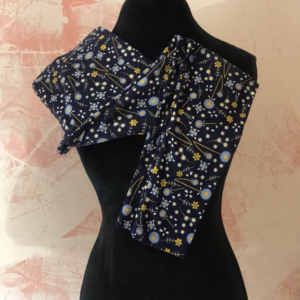 OS blue and yellow flower LuLaRoe leggings